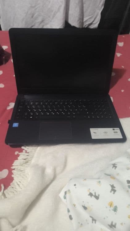 Asus vivo book  4/256 — 1