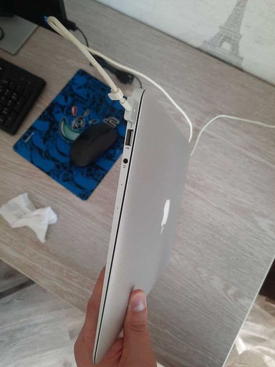 Macbook Air 2017 (customized ) Core i5, 8GB, 512 GB. Идеал ҳолатда — 6