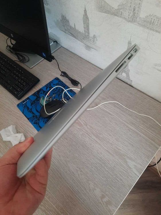 Macbook Air 2017 (customized ) Core i5, 8GB, 512 GB. Идеал ҳолатда — 7