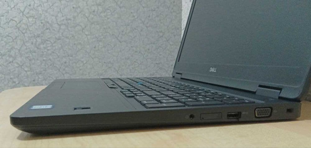 Dell noutbuk sotiladi, core i7 — 6