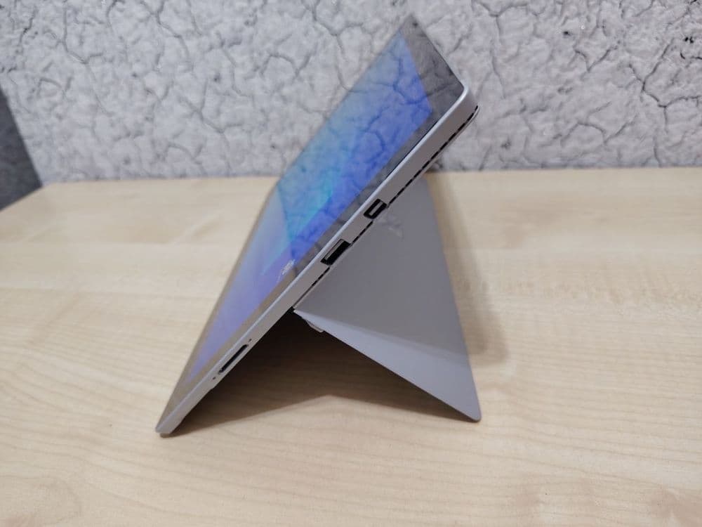 Ноутбук Microsoft Surface Pro 4 Core i7-6650U — 3