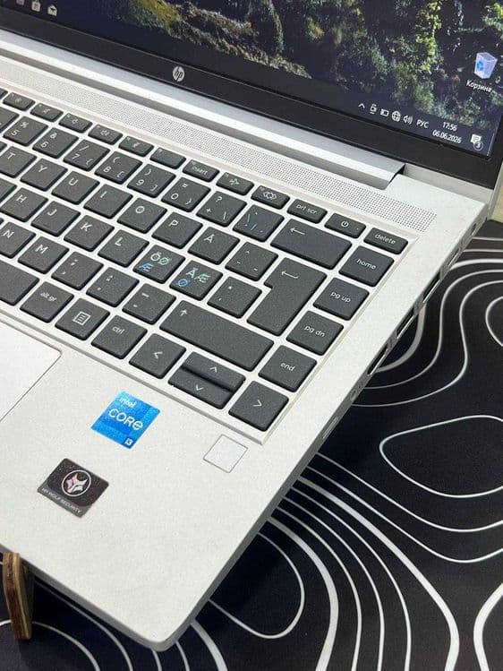 HP Probook 440 G9 Intel i3-1215U DDR4 8GB SSD 256GB 14'0 FHD — 2