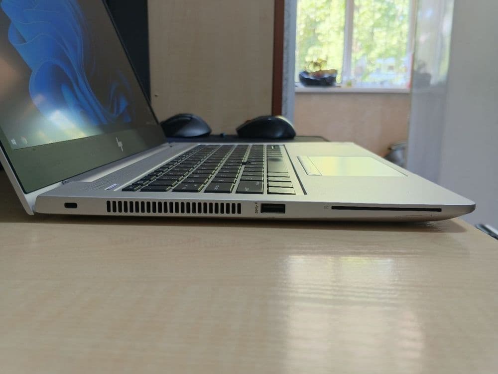 HP EliteBook 745 G6 14" IPS FHD/RYZEN™ 7 PRO 3700U/8GB DDR4/256GB NVMe — 4