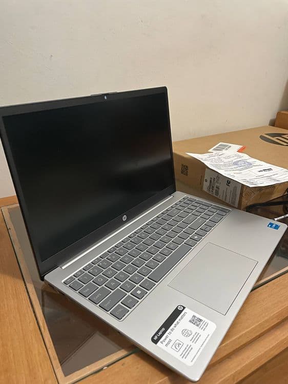 Noutbuk Hp Laptop — 3