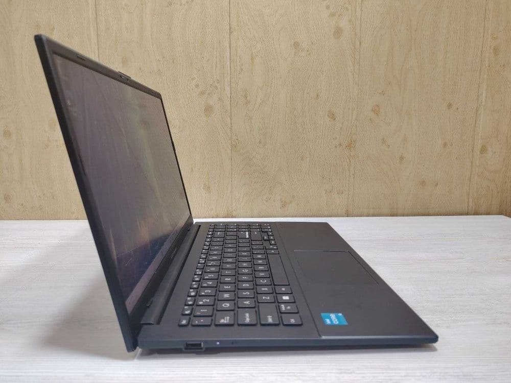 Продается ASUS Vivobook Go 15 — 3