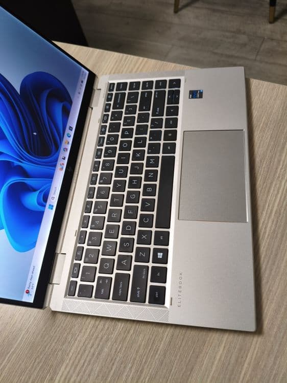Hp Elitebook X360 Core i5, 16GB ddr4, ssd 256GB — 4