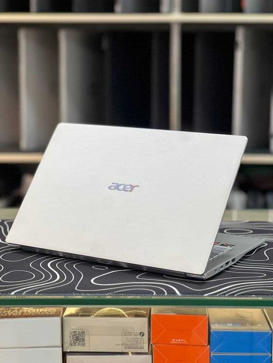 Acer Swift 14 Ryzen 7-4700U  8/256/14' inch FHD IPS — 1