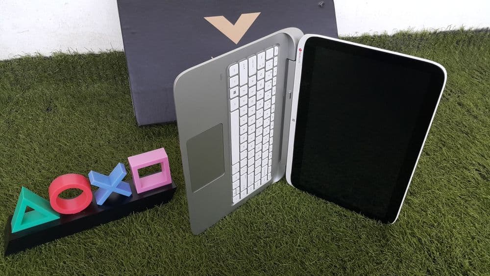SUPER Notebook HP Transformers. { 2+1 }. ORIGINAL. — 3