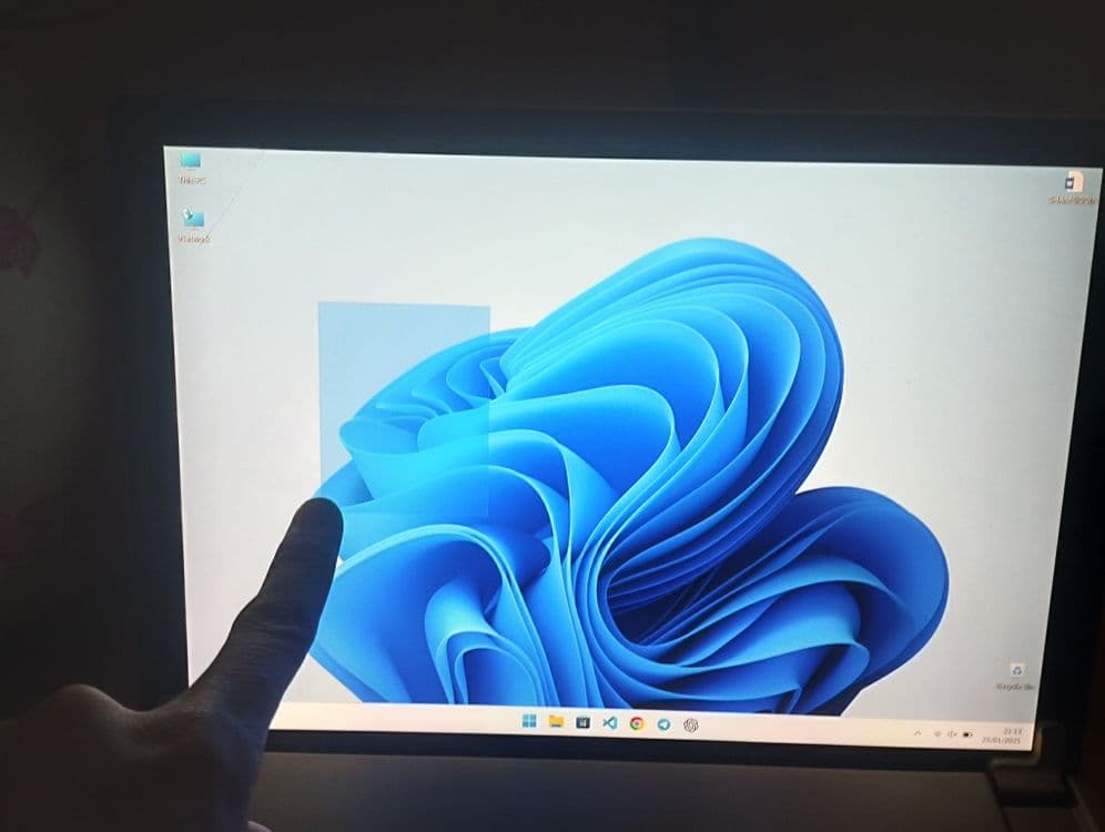 Microsoft Surface Pro srochniy sotiladi — 5