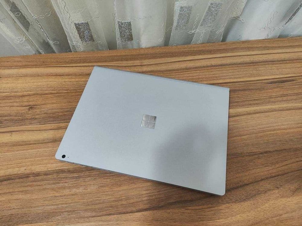 Microsoft Surface Book 3 — 2
