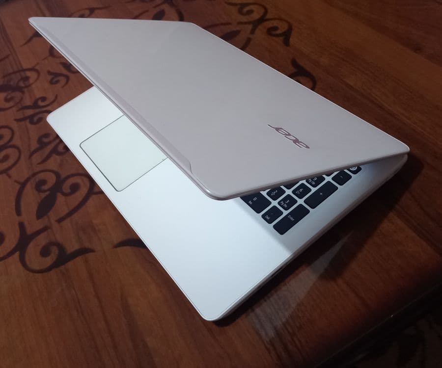 Computer Acer F5-573 — 1