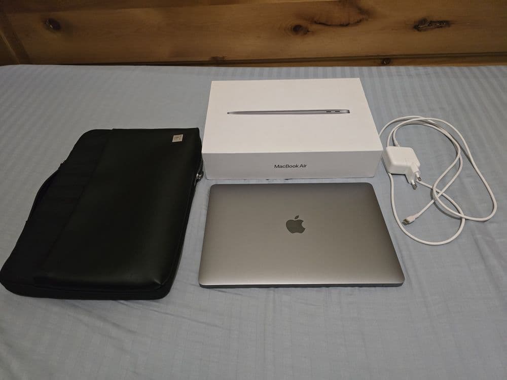 Macbook air 2020 i3 идеал холатда 132 цикл — 4