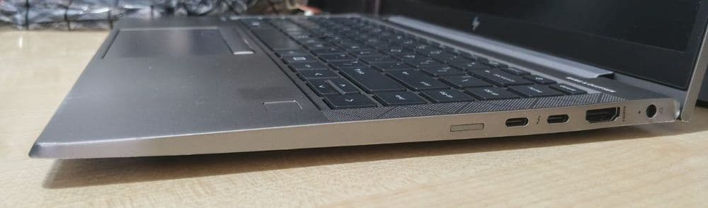 HP ZBook 15 G5 15,6" IPS FHD/CORE i7- 8850H/16GB/512GB NVMe/Quadro 4GB — 7