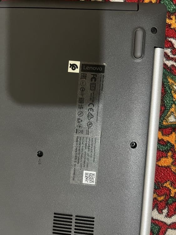 Lenovo IdeaPad 330 — 1