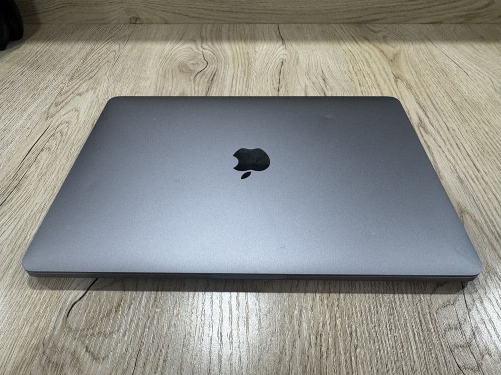 MacBook Pro M1 2020 8/256 GB
