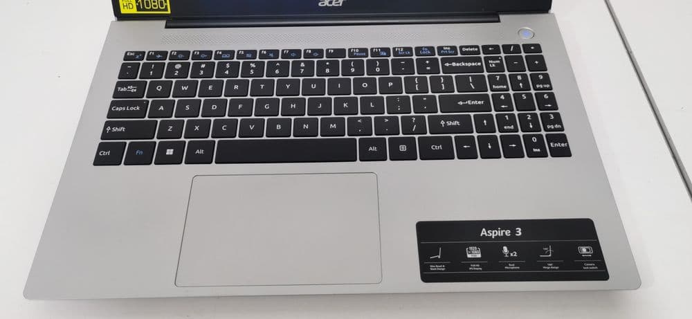 Acer ryzen 7 7730U with radeon graphircs — 3