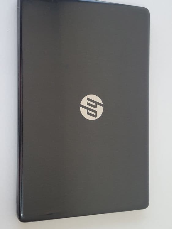 HP laptop 15-da0078nia — 3