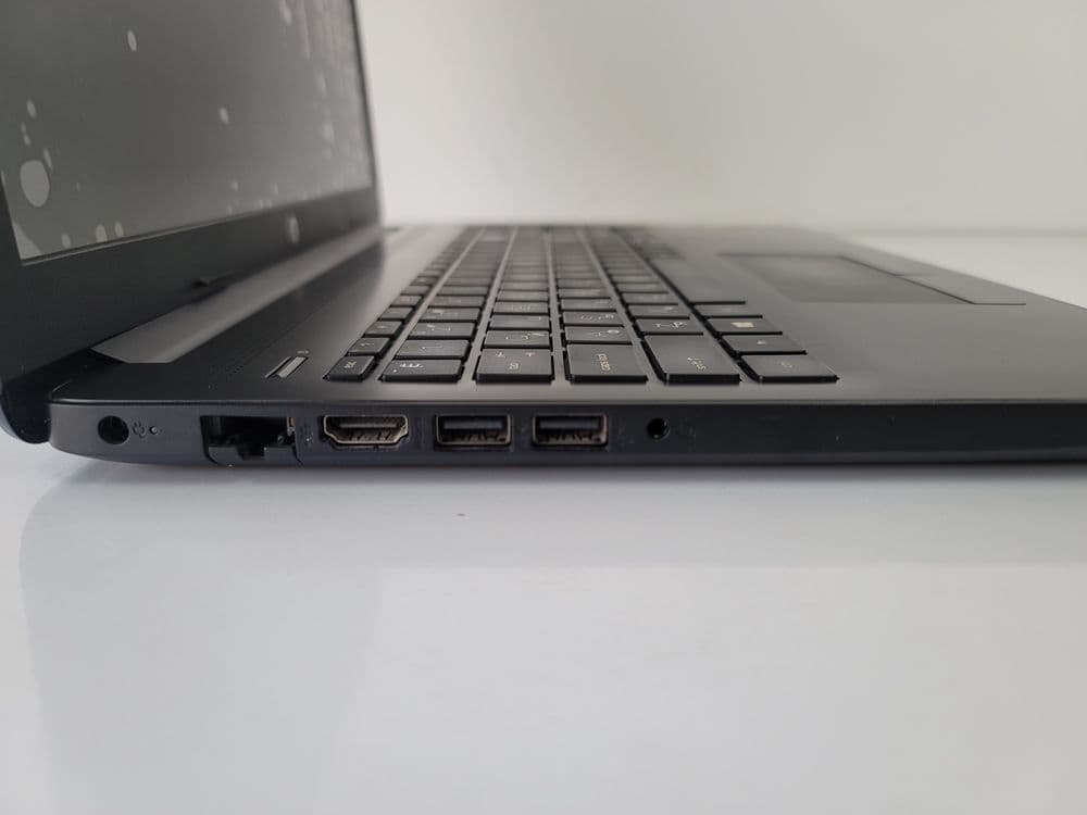 HP laptop 15-da0078nia — 5