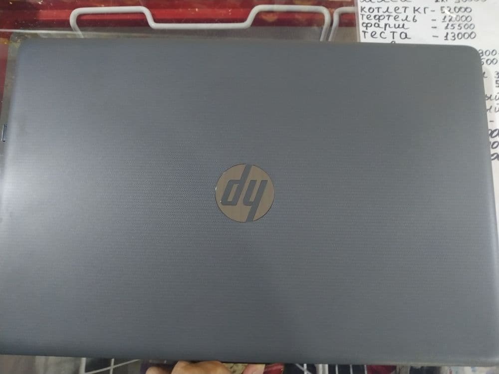 Hp laptop 15-da2181nia core i5-10 pakaleniya — 1