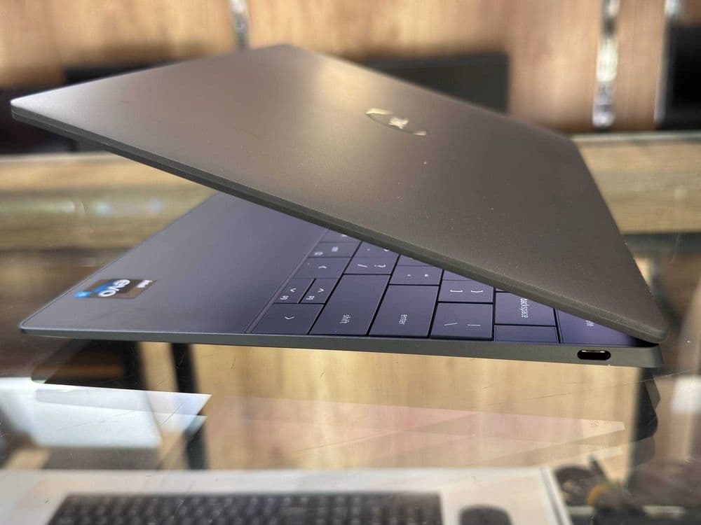 DELL XPS 13 9320 Core i5-1240P RAM 16 Gb ddr5 ssd512 Сенсор 3.5K — 3