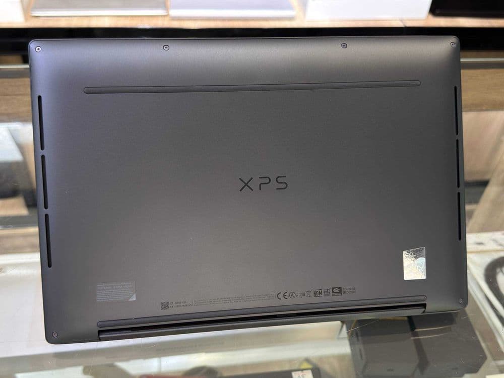 DELL XPS 13 9320 Core i5-1240P RAM 16 Gb ddr5 ssd512 Сенсор 3.5K — 8