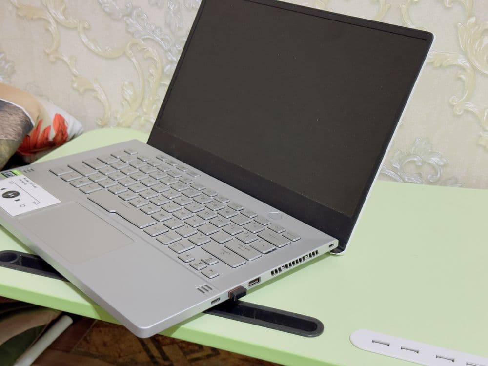 Asus Rog Zephyrus 14 — 2