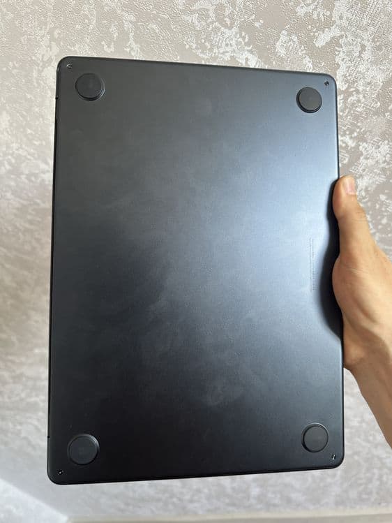 Makbuk M2 Air 8/256 — 2