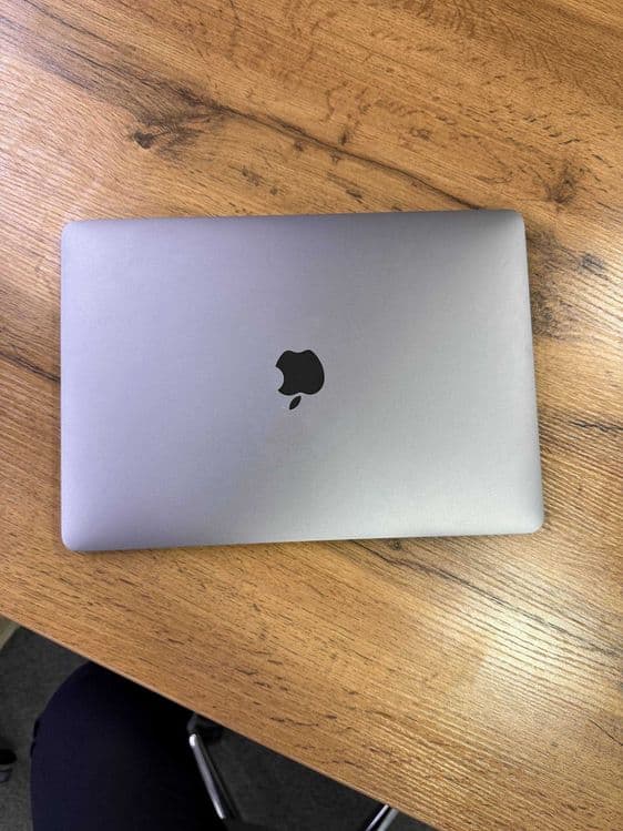 MacBook Pro M2 13" 8/256  86% — 4