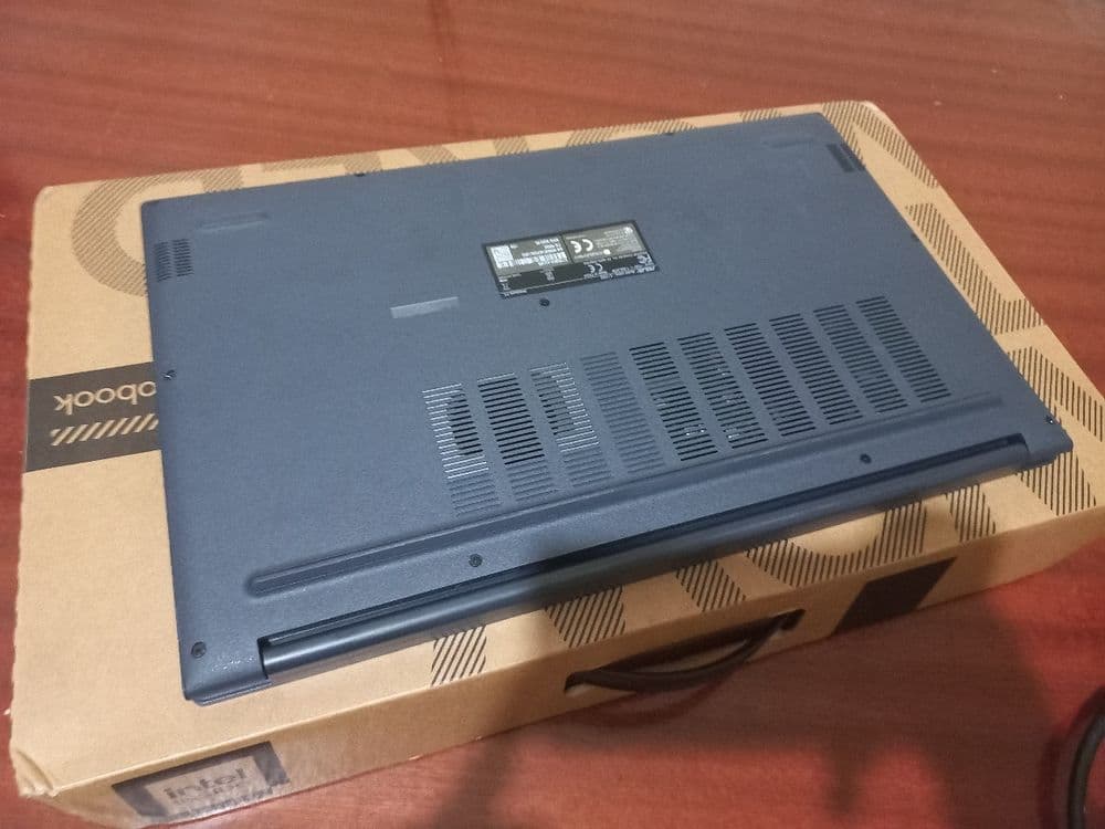 Asus vivobook noutbuk — 6