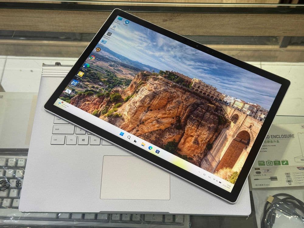 SURFACE Book 3 CORE i7-1065G7, 32гб, 1T ssd Nvidia GTX 1660ti — 2