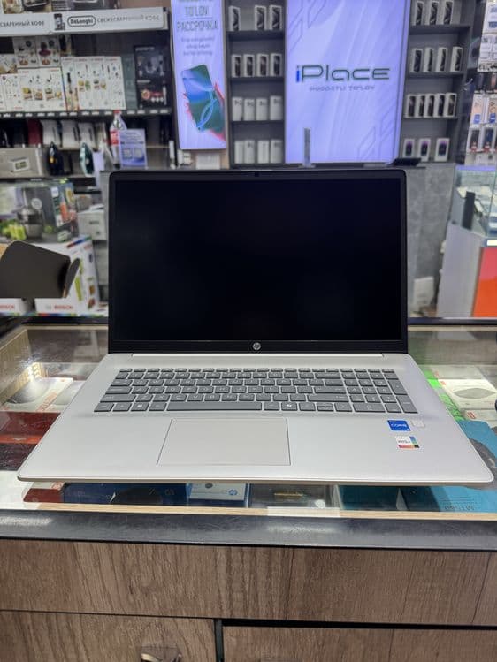 HP 17-cn3068cl FHD+ IPS Intel Core i5-1334U 8GB DDR4 512GB SSD America — 2