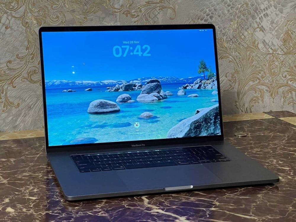 MacBook Pro 16 (2019) Core i9 8-ядер, 16GB RAM, SSD 1TB — 1