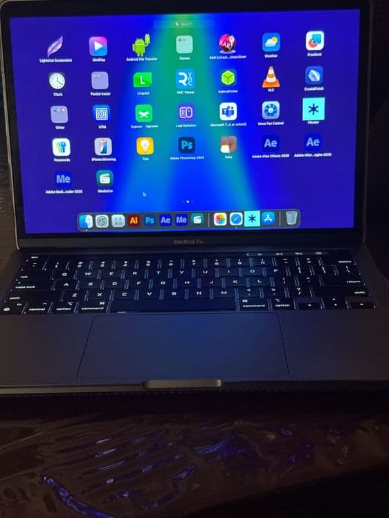 Macbook pro M1  , 93% , holati yaxshi — 3