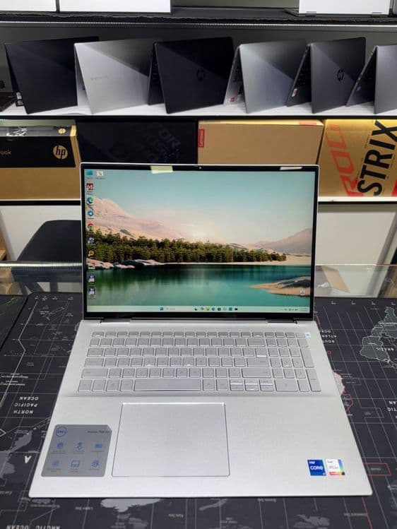 Dell Inspirion x360 i7/32/1/17.3 Touchscreen — 1
