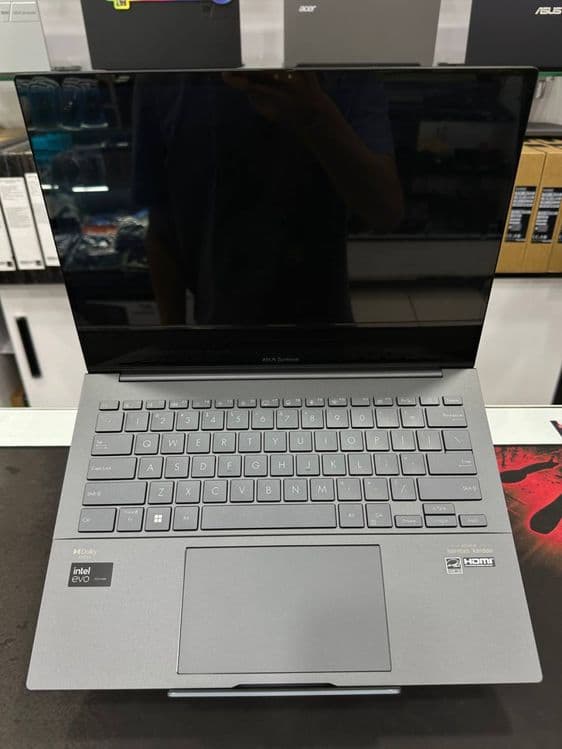 Ноутбук Asus ZenBook 14 OLED — 2