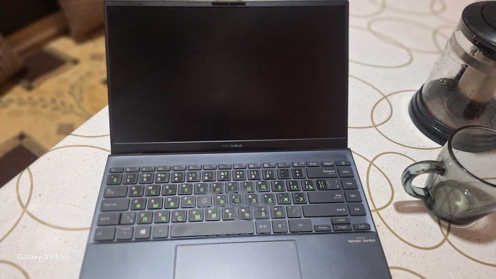 Ноутбук ASUS zenbook 14 — 3