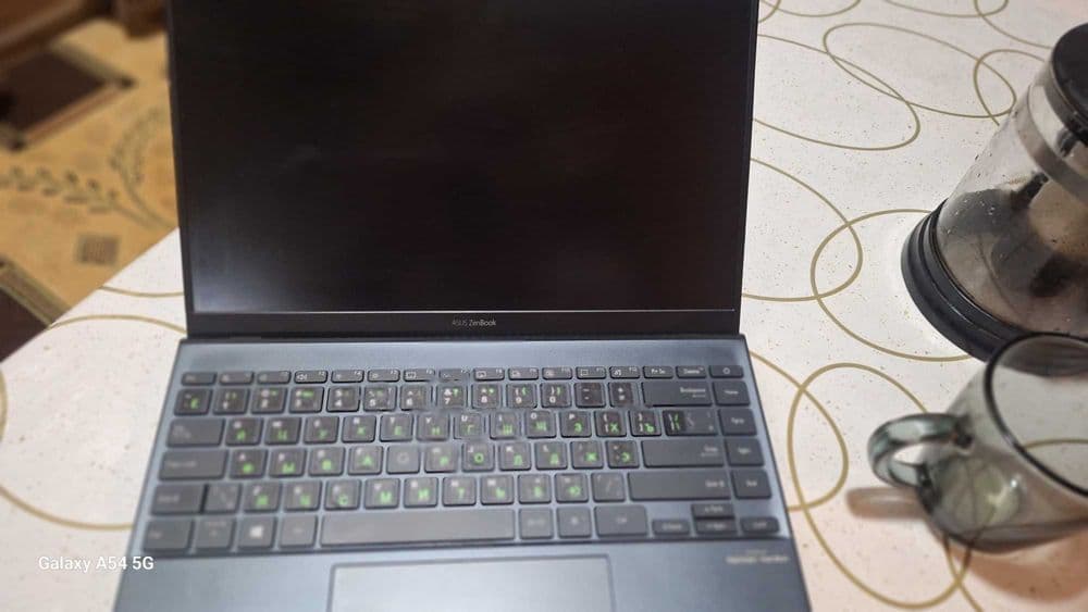 Ноутбук ASUS zenbook 14 — 5