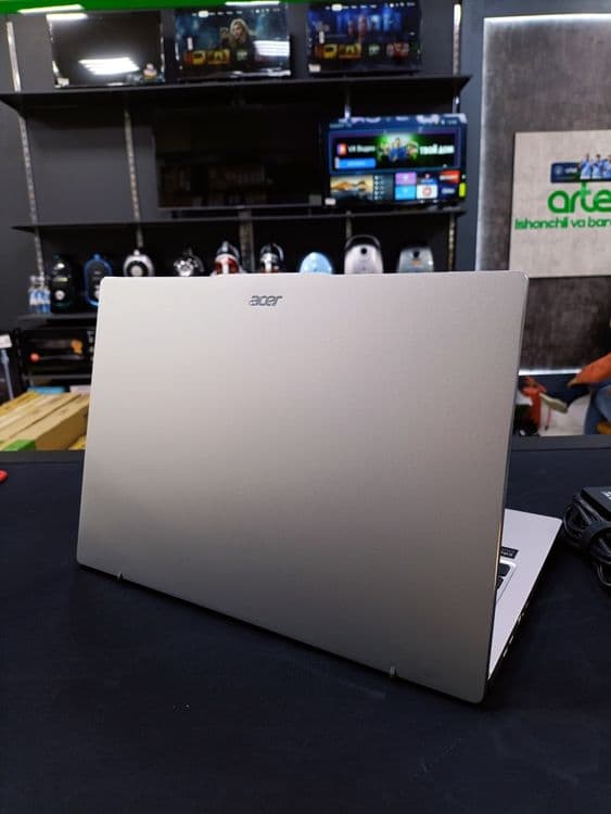 Acer Swift GO 14 — 7