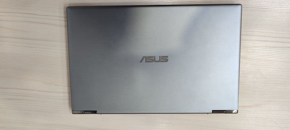 Asus ZenBook Flip 15 — 2