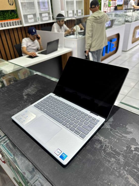 Dell Inspiron 14 Core5-120U/8GB/512GB SSD/15.6 FHD IPS — 3