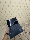 Asus Zenbook 14 Ultra 5 225h