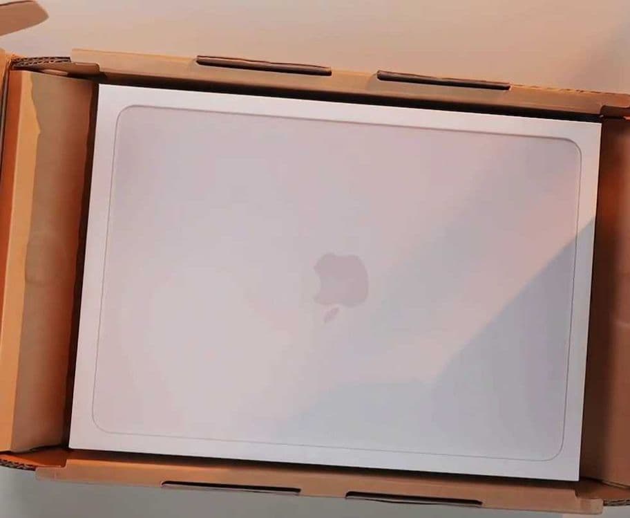 MacBook Neo 13" A18 Pro (256/512GB) — 3