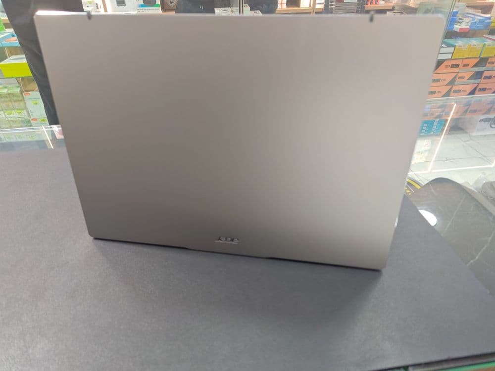 Acer Swift  Go 14 — 1