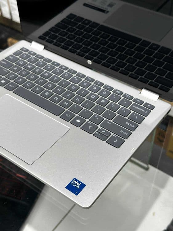Hp OmniBook 5 Flip Laptop 14-fp0023dx/Core 7-150U/16/512/14" — 5