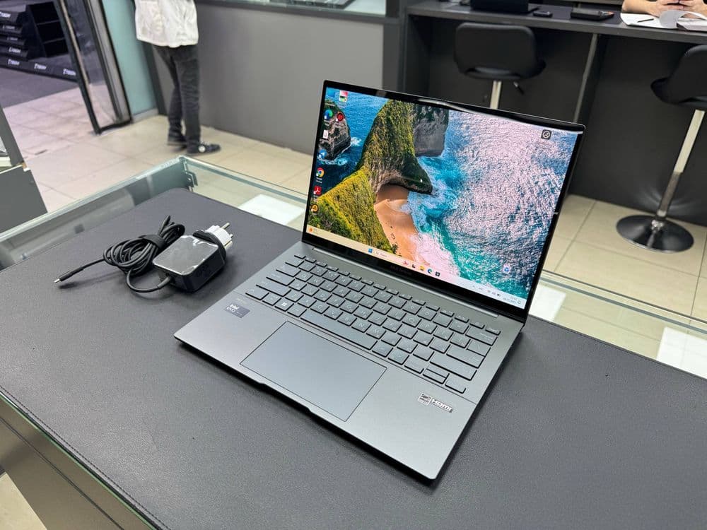 Asus zenbook ultra 5 30 sikl batareka — 4