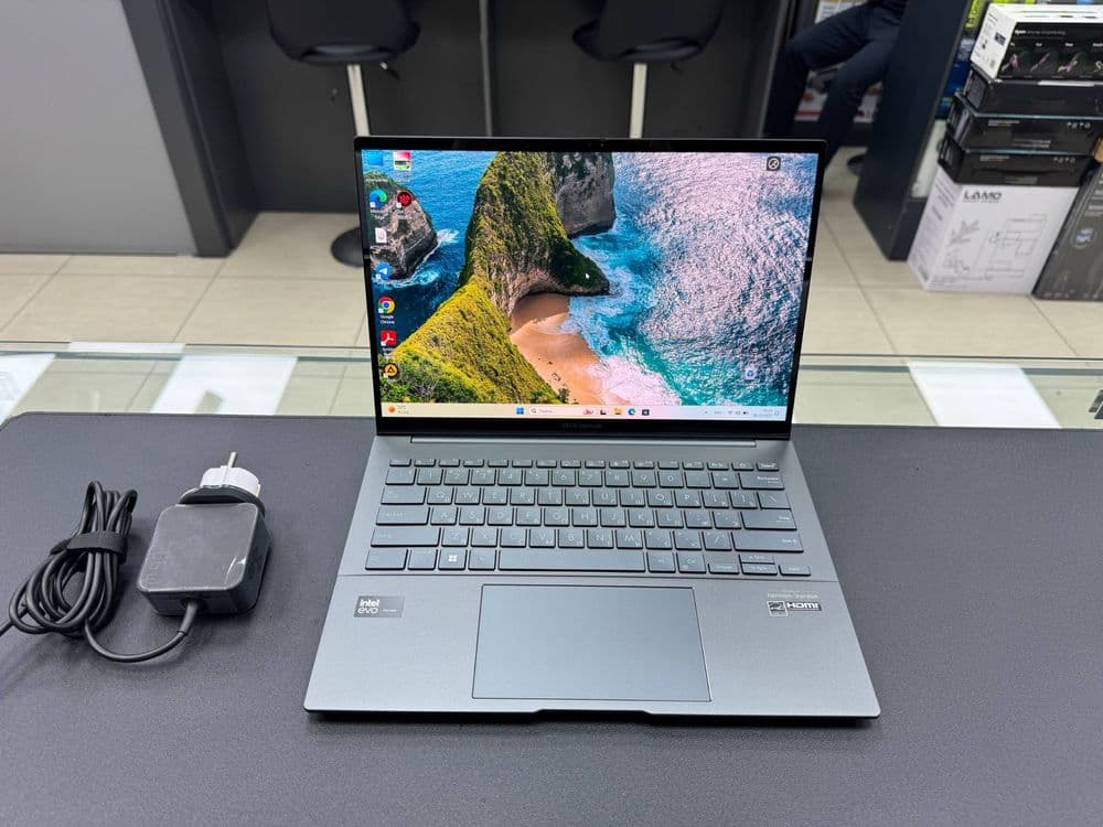 Asus zenbook ultra 5 30 sikl batareka — 5