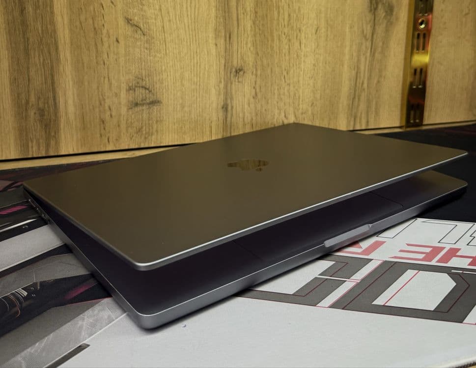 Macbook M1 Pro 16inch 16/512GB — 3
