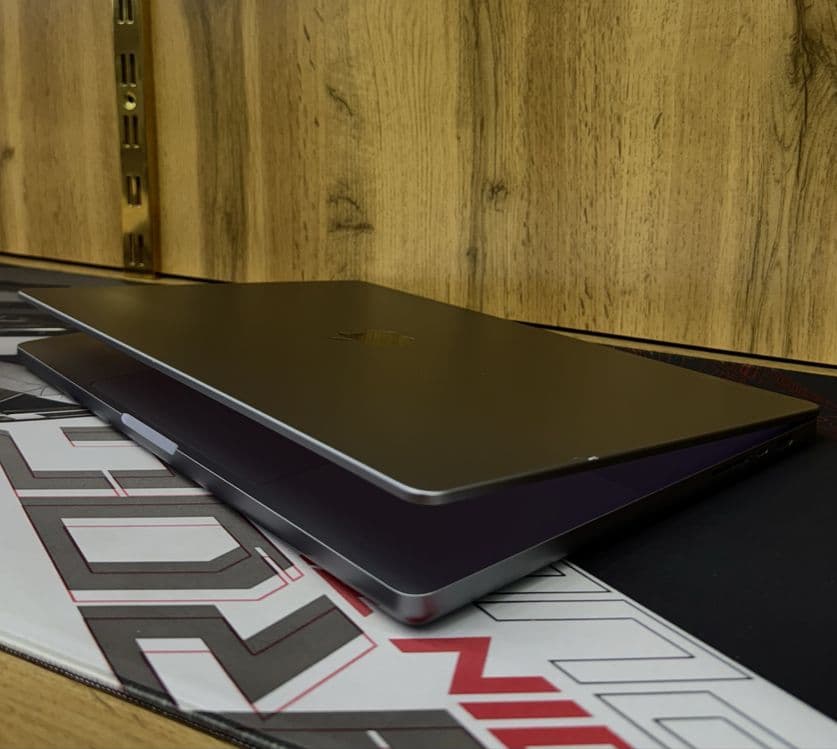 Macbook M1 Pro 16inch 16/512GB — 4