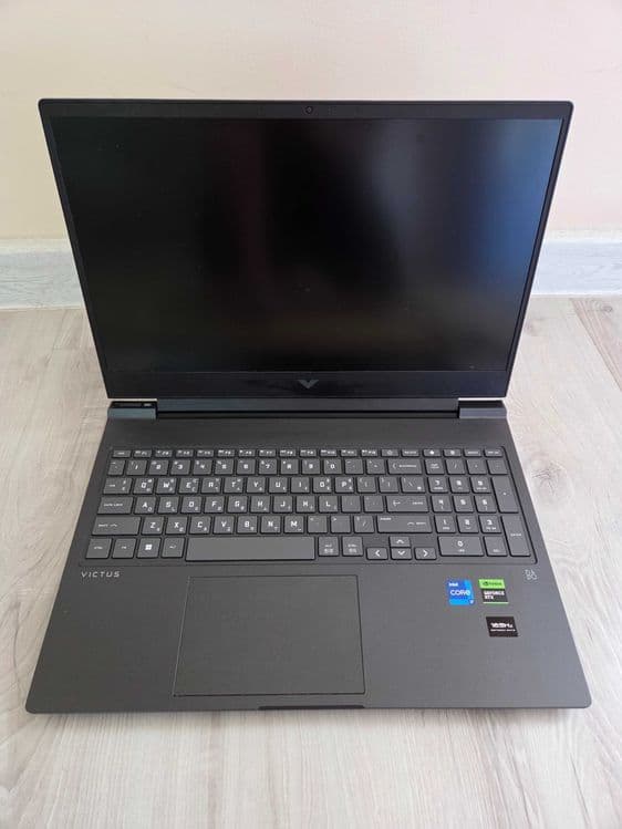Продам игровой ноутбук HP Victus 16-r0090TX — 1
