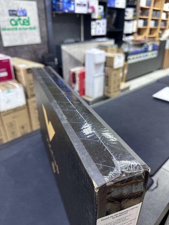 HP Victus Gaming 4060 — 4